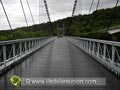 Le pont suspendu de la rivière de l`Est